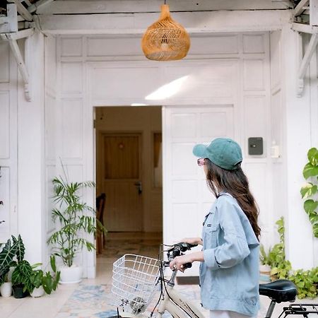 Roemah Renjana Yogyakarta Hotel Kültér fotó