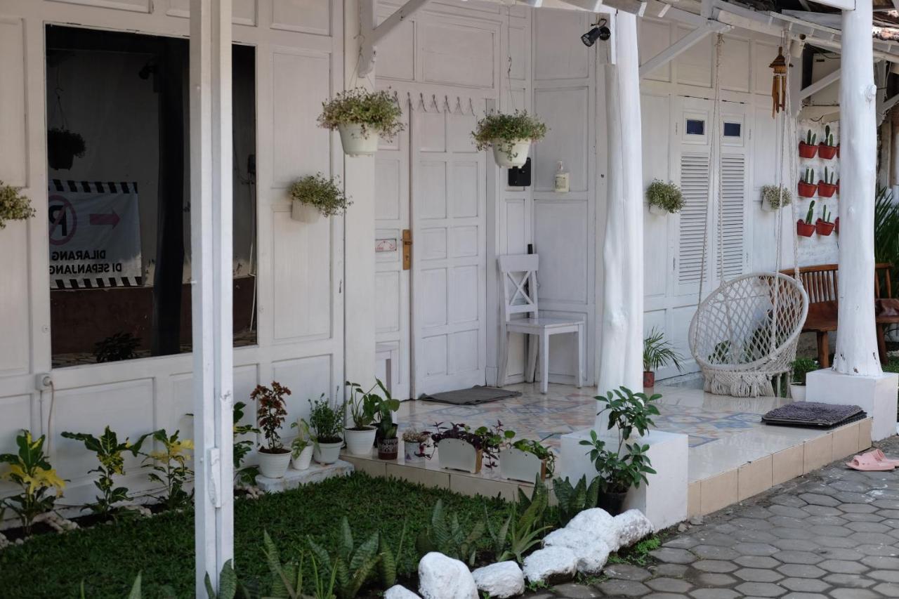 Roemah Renjana Yogyakarta Hotel Kültér fotó